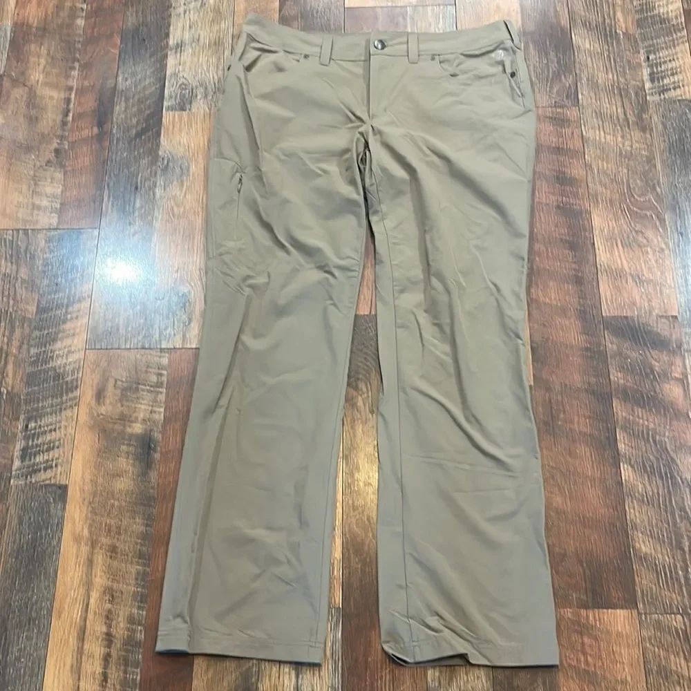 Mountain hardware pants 10 (4050)